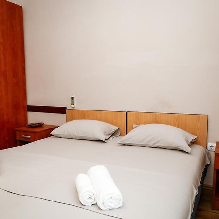 Apartments Djukic ティヴァト エクステリア 写真