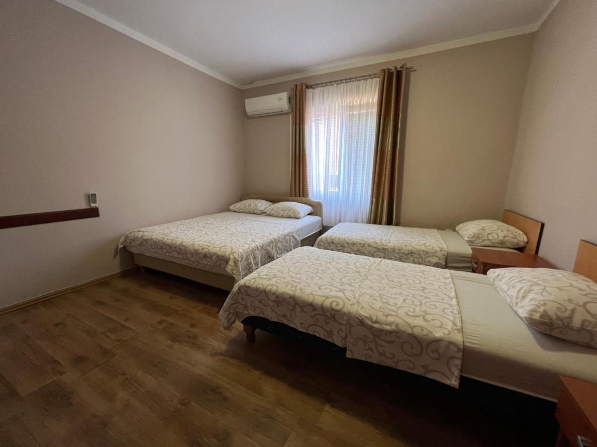 Apartments Djukic ティヴァト エクステリア 写真