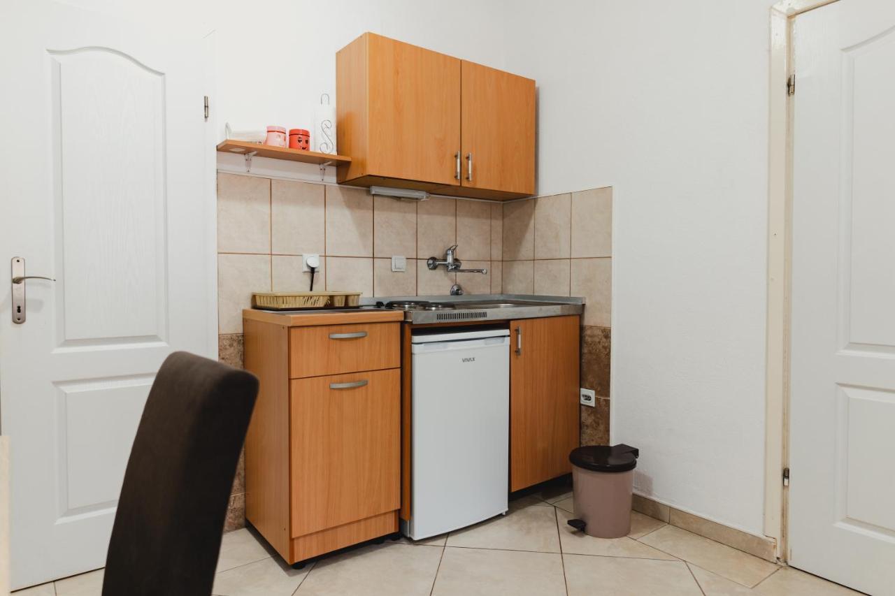 Apartments Djukic ティヴァト エクステリア 写真
