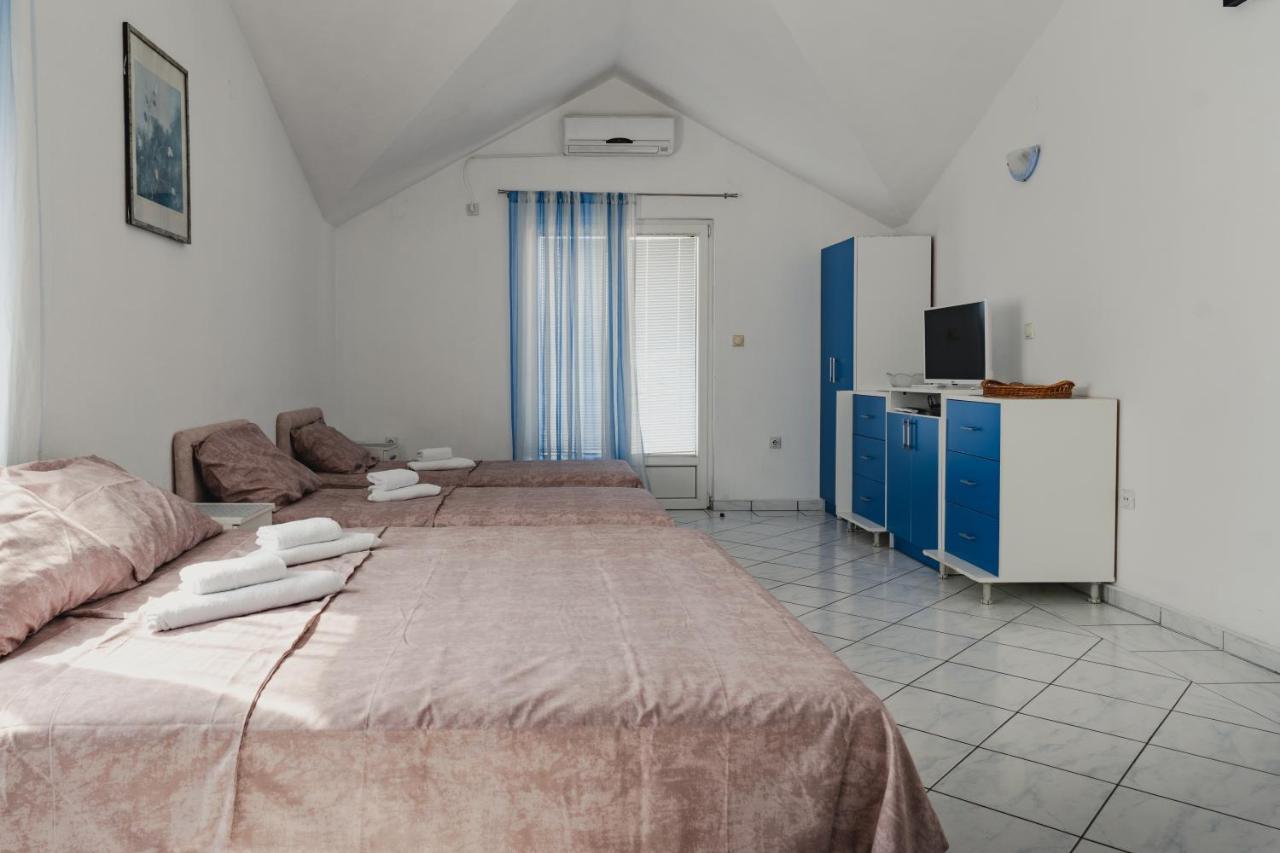 Apartments Djukic ティヴァト エクステリア 写真