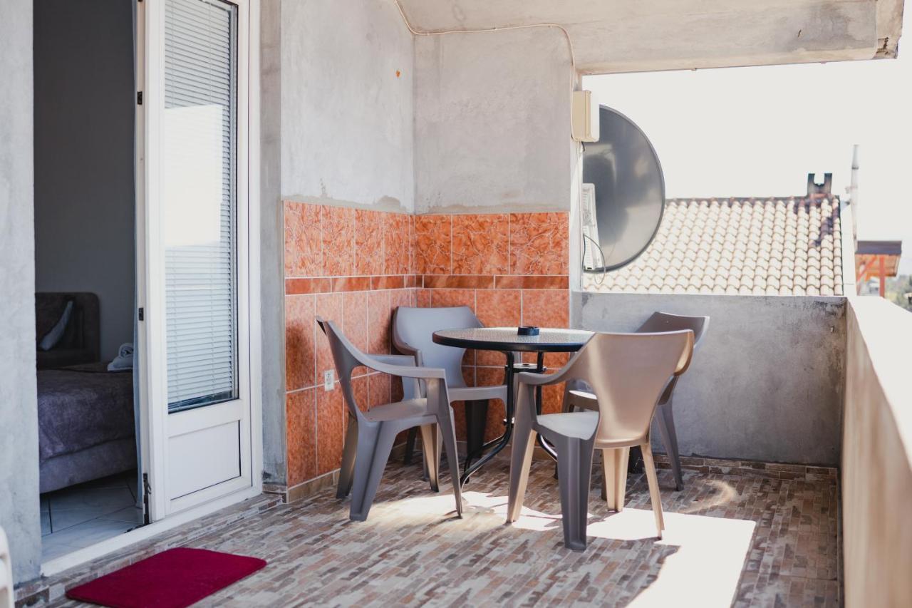 Apartments Djukic ティヴァト エクステリア 写真