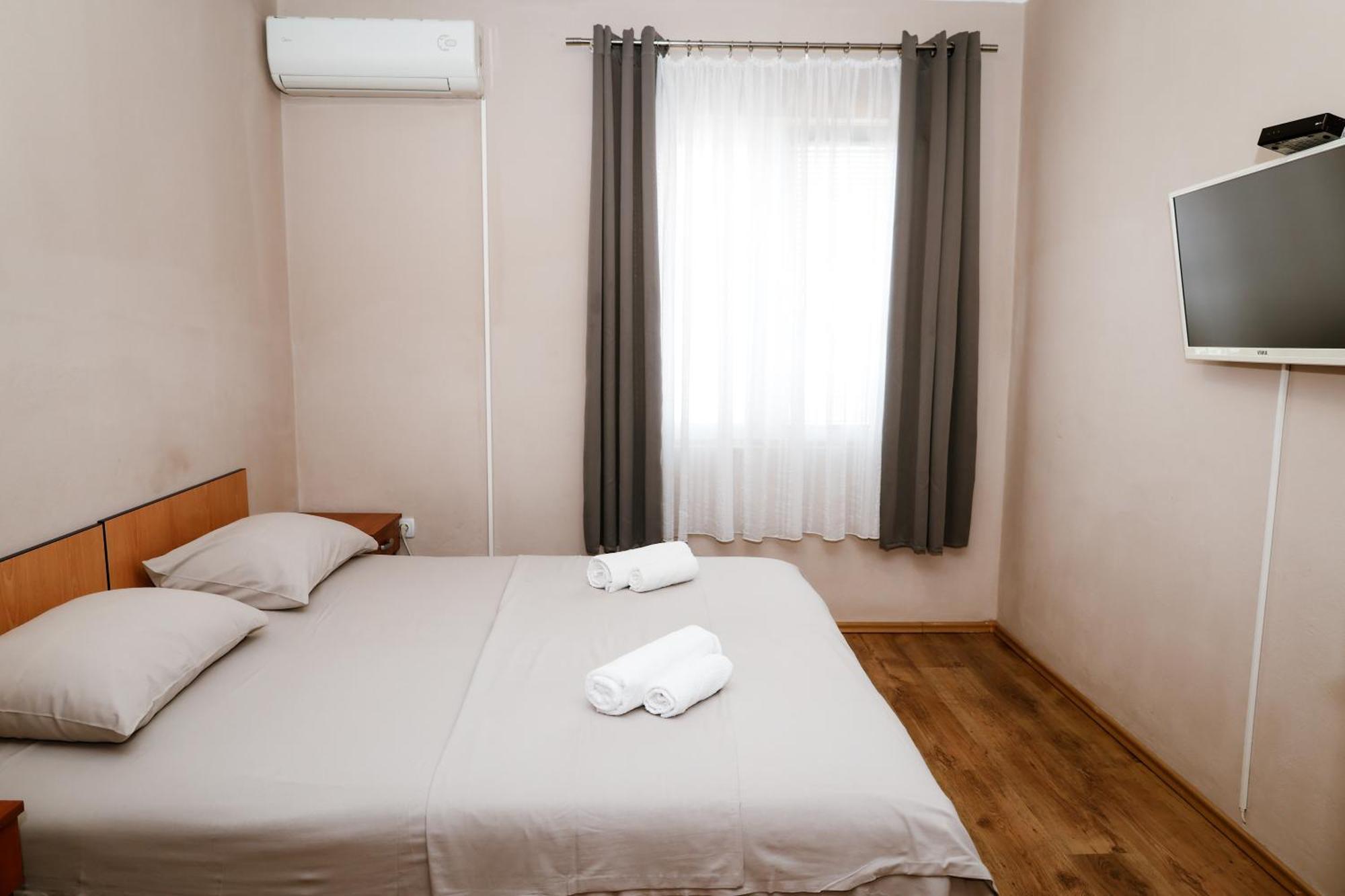 Apartments Djukic ティヴァト エクステリア 写真