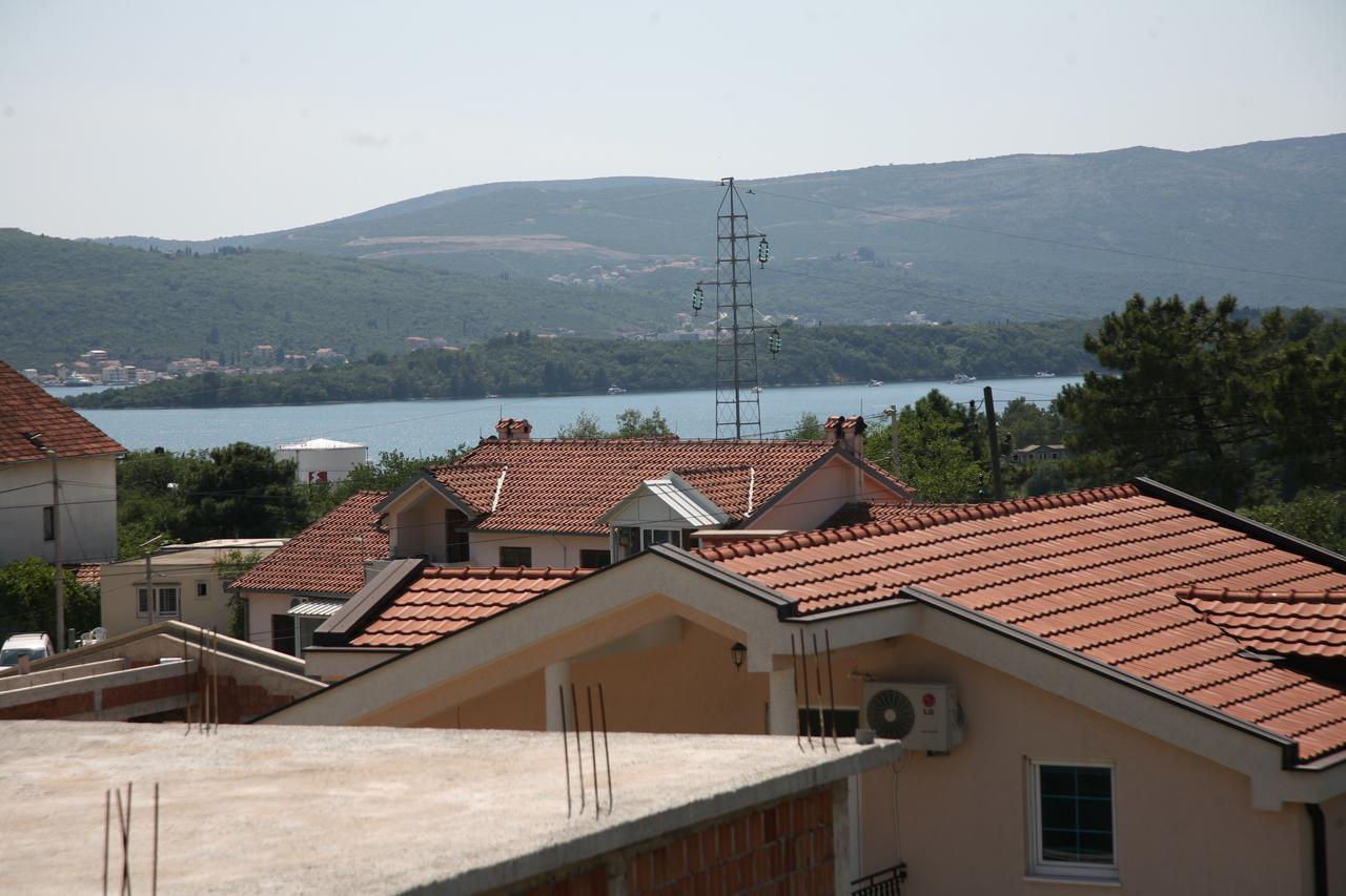 Apartments Djukic ティヴァト エクステリア 写真